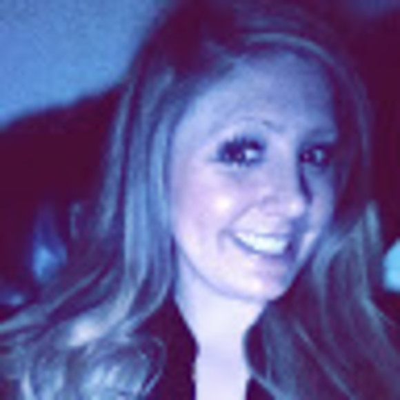 Meet your Posher, Erika - Picture 1 of 1